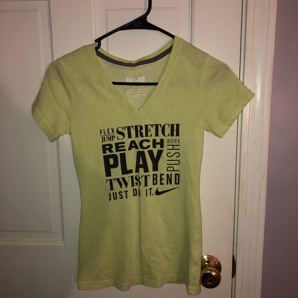 workout tee
